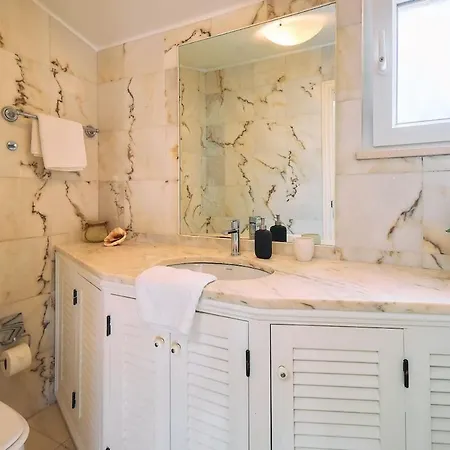 Club Nautilus Tessa Ueber 2 Etagen * Porches (Algarve)